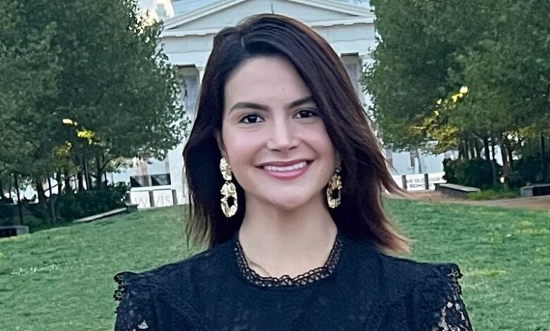 valentina gomez